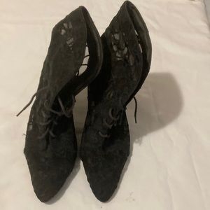 Notorious Black Vintage Lace Ankle Boots 6